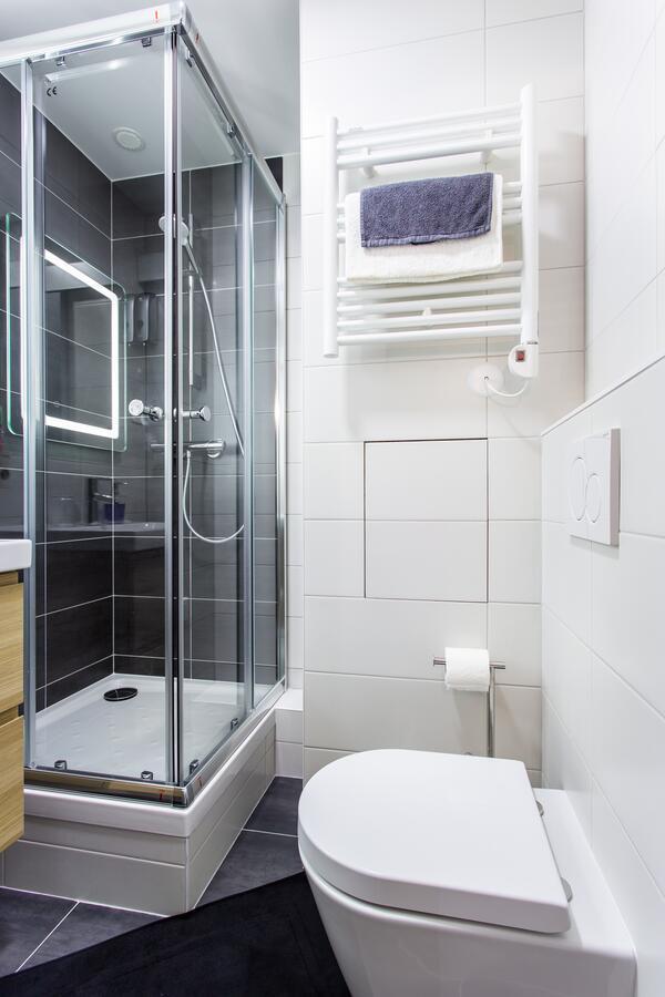 D&E - Paris-Disney - Holidays Apartment - Appartement De Vacances - 5 Chambres- 5 Sdb - 5 Bedrooms - 5 Bathrooms - Netflix Champs-Sur-Marne Exterior foto